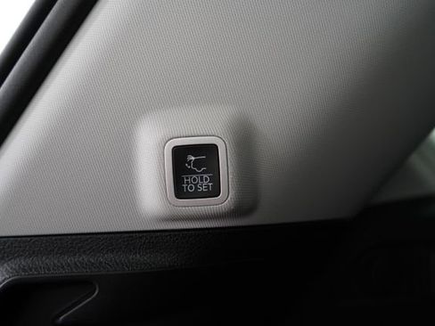 Used 2022 Jeep Grand Cherokee Limited 4xe image 64