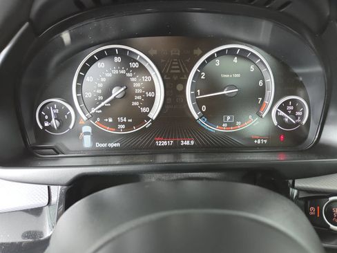 Used 2017 BMW X5 xDrive50i AWD/4WD image 28
