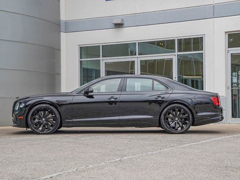 New 2026 Bentley Flying Spur Plug-In Hybrid image 16