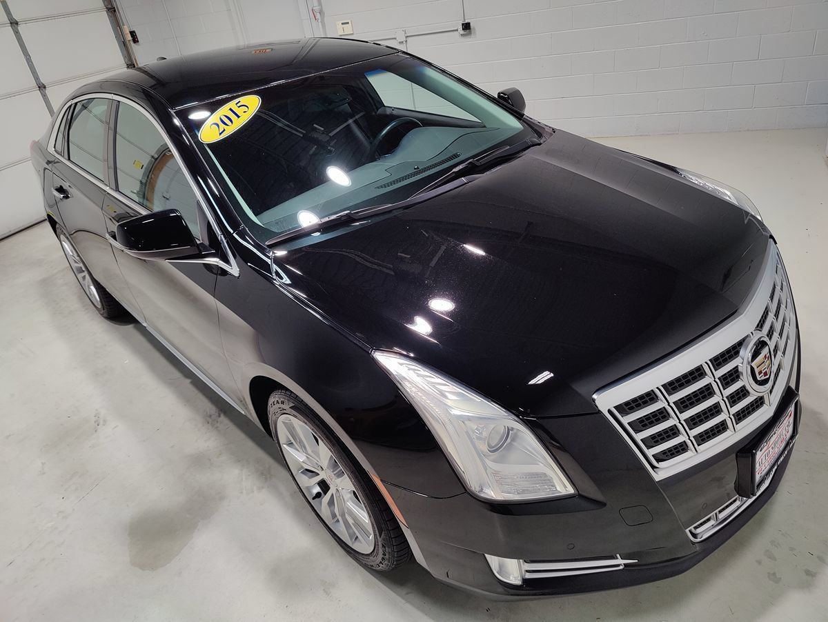 Used 2015 Cadillac XTS Luxury AWD/4WD image 2