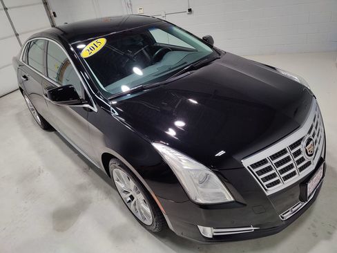 Used 2015 Cadillac XTS Luxury AWD/4WD image 2