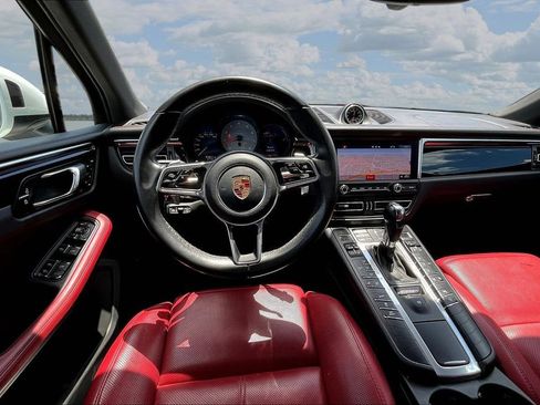 Used 2020 Porsche Macan S AWD/4WD image 8