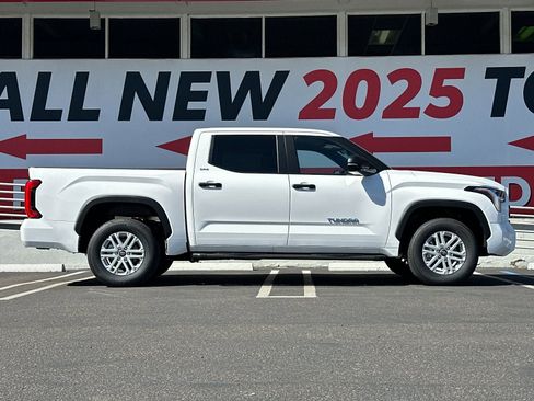 New 2026 Toyota Tundra SR5 w/ SR5 Convenience Package image 6