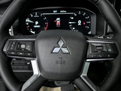 New 2026 Mitsubishi Outlander SE AWD/4WD image 20