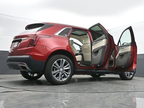 Used 2025 Cadillac XT5 Premium Luxury AWD/4WD image 76