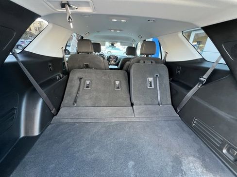 Used 2020 Chevrolet Traverse LT w/ Driver Confidence II Package image 22