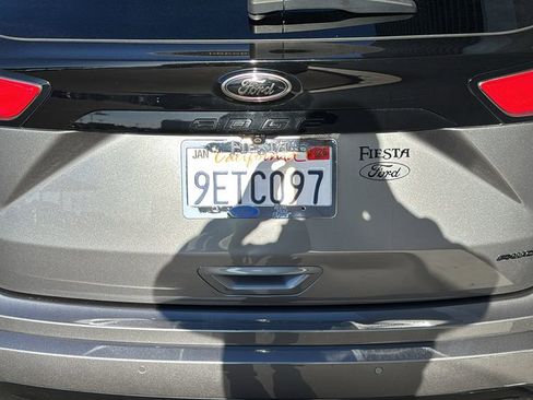 Certified 2022 Ford Edge SE w/ Black Appearance Package AWD/4WD image 7