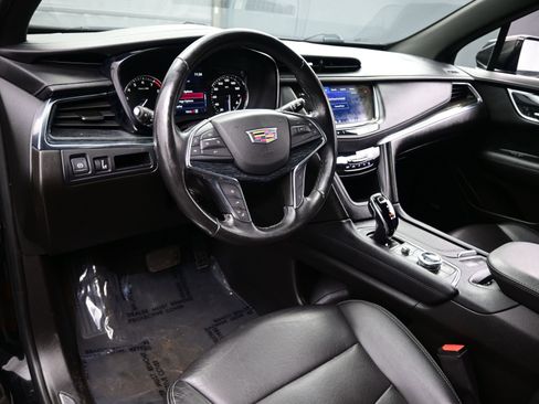 Used 2021 Cadillac XT5 Premium Luxury image 13