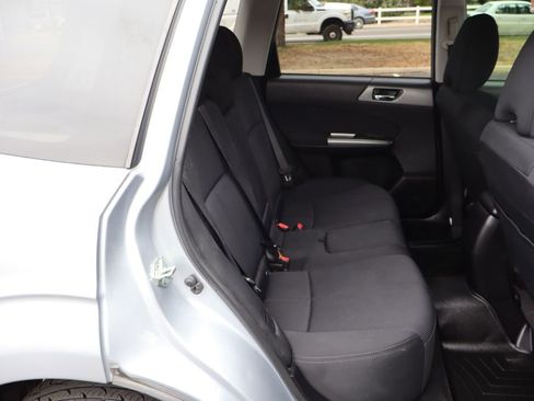 Used 2012 Subaru Forester 2.5X Premium w/ All-Weather Pkg AWD/4WD image 21
