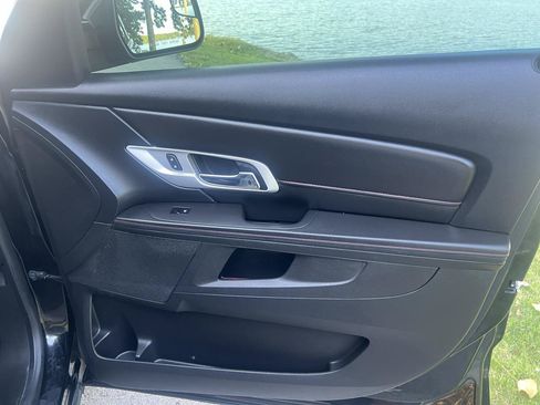 Used 2014 GMC Terrain SLE FWD image 24