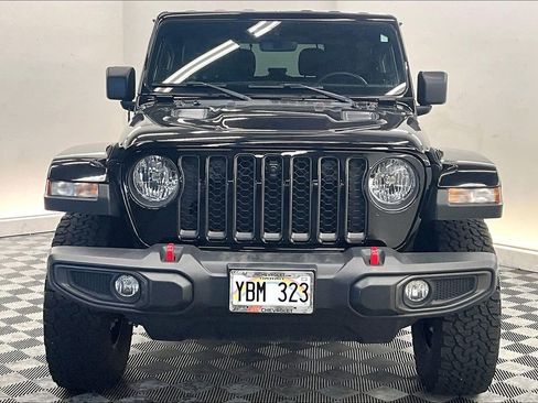 Used 2022 Jeep Wrangler Rubicon w/ Cold Weather Group AWD/4WD image 2