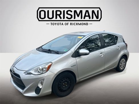 Certified 2016 Toyota Prius C Two image 7