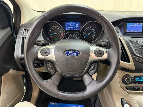 Used 2012 Ford Focus SEL FWD image 22