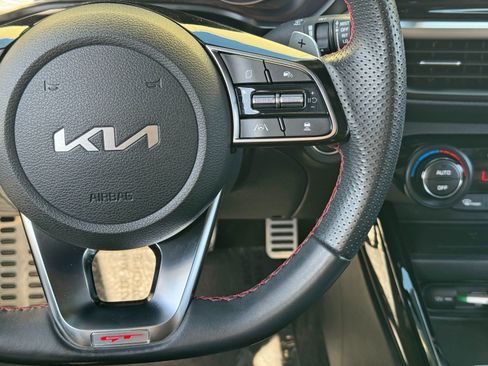 Used 2022 Kia Forte GT w/ GT Technology Package FWD image 20