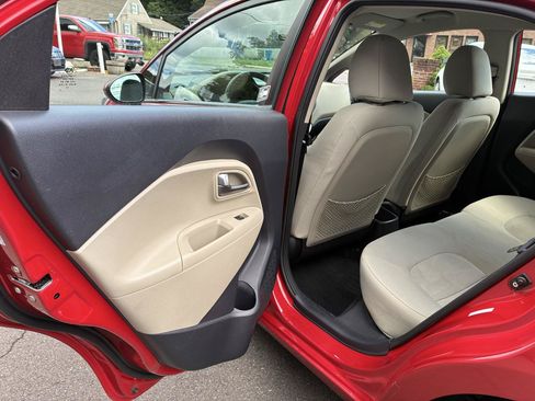 Used 2013 Kia Rio LX w/ PWR Pkg FWD image 19