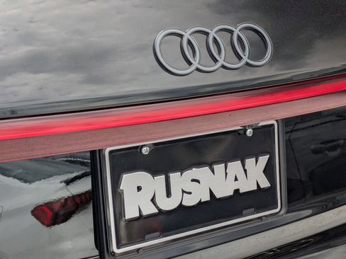New 2027 Audi Q6 e-tron Premium Plus AWD/4WD image 15