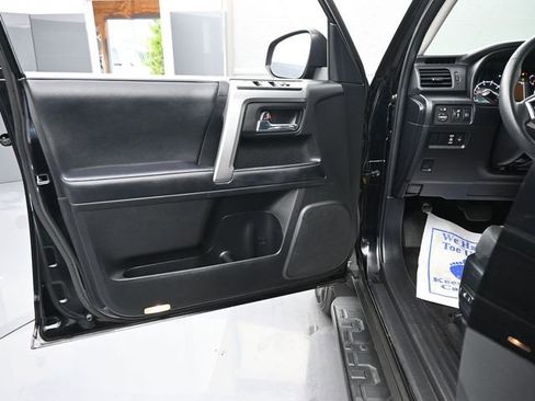 Used 2024 Toyota 4Runner SR5 image 10