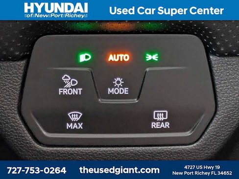 Used 2024 Volkswagen Atlas SEL Premium R-Line AWD/4WD image 38
