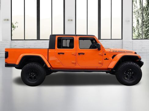 Used 2025 Jeep Gladiator Rubicon w/ Safety Group AWD/4WD image 6