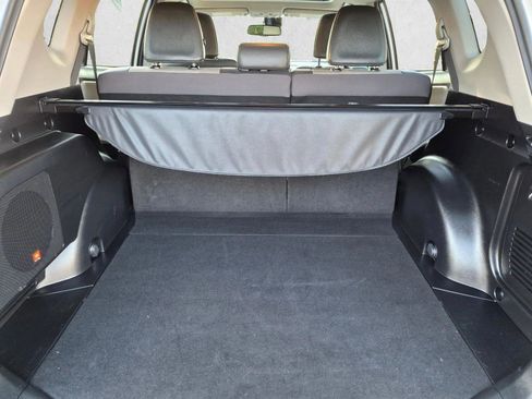 Used 2015 Toyota RAV4 Limited w/ Technology Package FWD image 6
