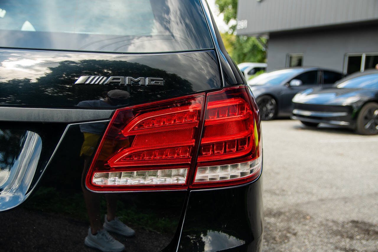 Used 2015 Mercedes-Benz E 63 AMG S-Model image 10