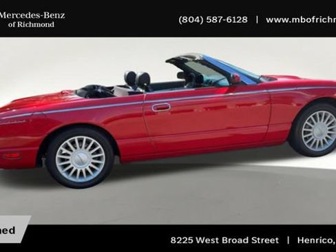 Used 2005 Ford Thunderbird RWD image 3