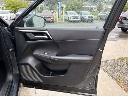 Used 2024 Mitsubishi Outlander SE FWD image 51