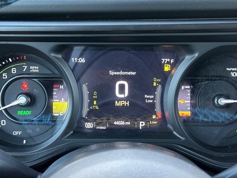 Used 2024 Jeep Wrangler Unlimited Rubicon 4xe image 24