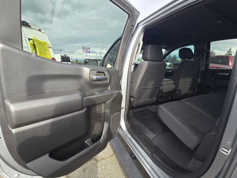 Used 2023 Chevrolet Silverado 1500 Custom image 19