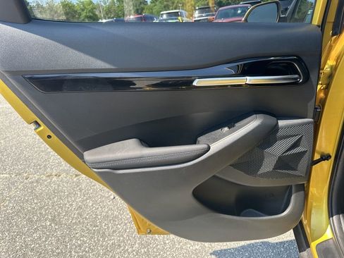 Used 2021 Kia Seltos SX w/ SX Sunroof Package image 28