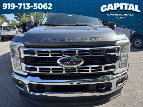 New 2026 Ford F550 4x4 Crew Cab image 10