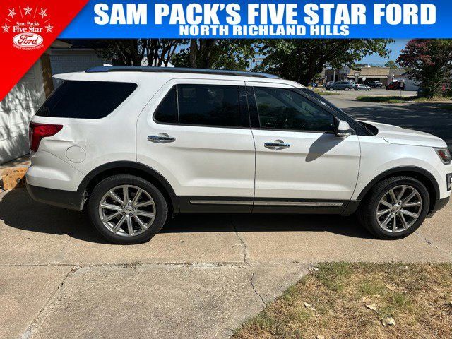 Used 2017 Ford Explorer Limited FWD image 2