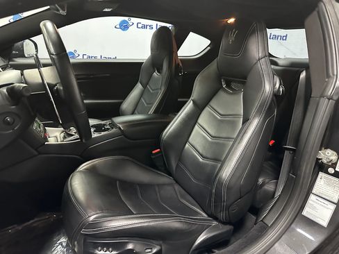 Used 2017 Maserati GranTurismo Sport RWD image 11
