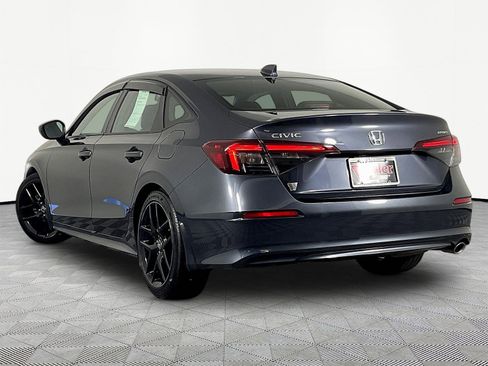 Used 2025 Honda Civic Sport image 4