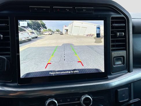 Used 2022 Ford F150 Lariat w/ FX4 Off-Road Package AWD/4WD image 17
