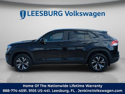 New 2026 Volkswagen Atlas Cross Sport SE image 11