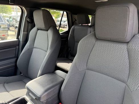 Used 2025 Toyota 4Runner SR5 RWD image 13