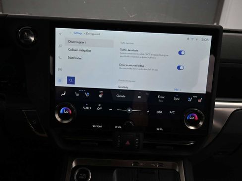 Used 2024 Lexus GX 550 image 26