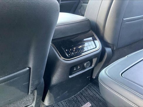 Used 2025 INFINITI QX80 Autograph AWD/4WD image 32