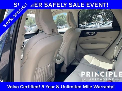 Certified 2025 Volvo XC60 B5 Core AWD/4WD image 15