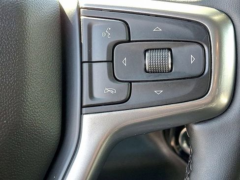 Used 2025 Chevrolet Silverado 2500 LT w/ Convenience Package AWD/4WD image 18