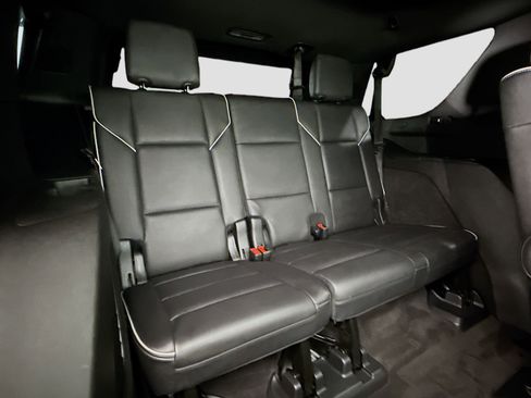 Used 2022 Cadillac Escalade Premium Luxury image 29