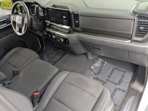 Used 2024 GMC Sierra 1500 Elevation image 20