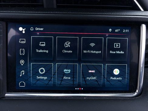 Used 2024 GMC Yukon Denali w/ Advanced Technology Package image 31