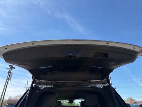 Used 2025 Chevrolet Tahoe LT image 27