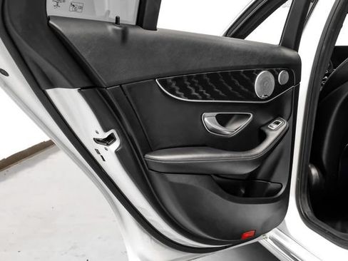 Used 2018 Mercedes-Benz C 300 Sedan w/ Multimedia Package image 40