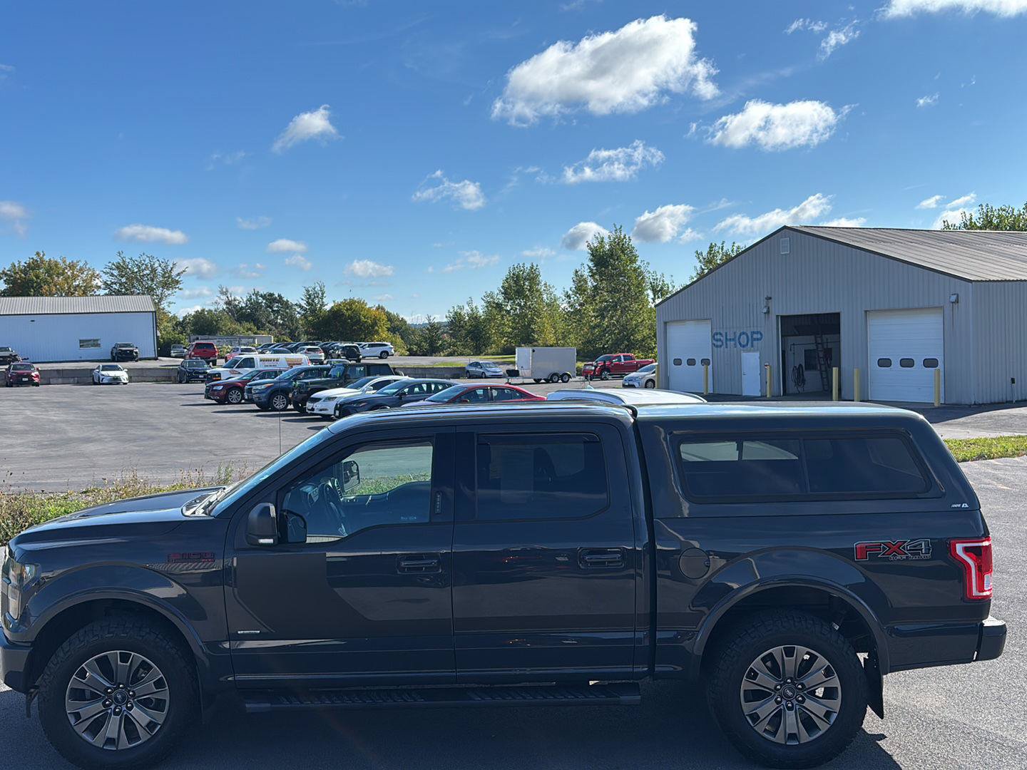 Used 2017 Ford F150 XLT w/ Equipment Group 302A Luxury AWD/4WD image 6
