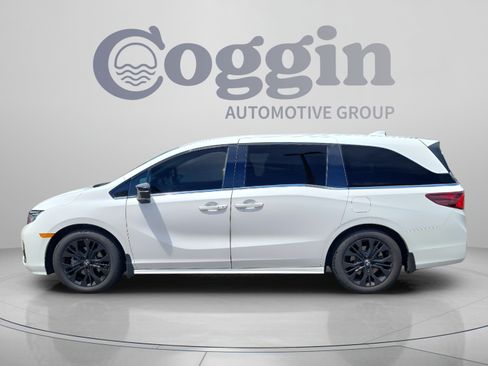 Certified 2026 Honda Odyssey Sport-L image 2