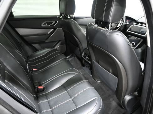 Used 2018 Land Rover Range Rover Velar S image 17