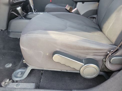 Used 2015 Jeep Wrangler Unlimited Sport w/ Quick Order Package 24S image 5